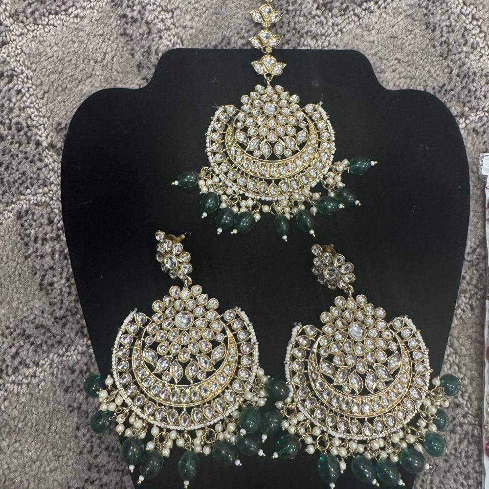 3 piece set Gold and Green Jewelry Set